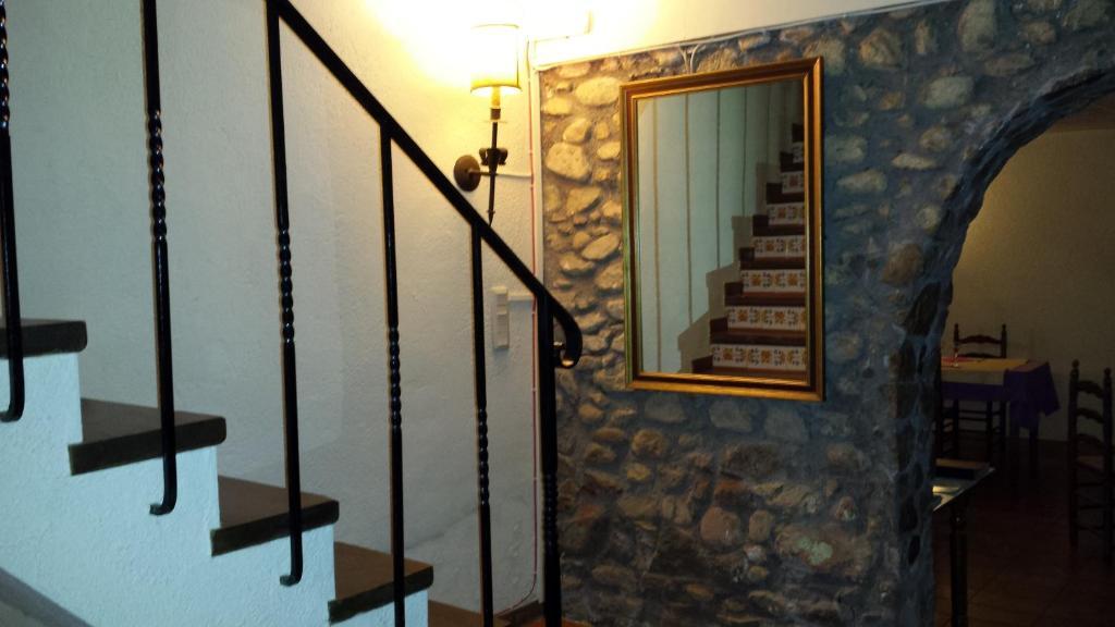 L'Argolla Hostal Santa Coloma De Farners Esterno foto